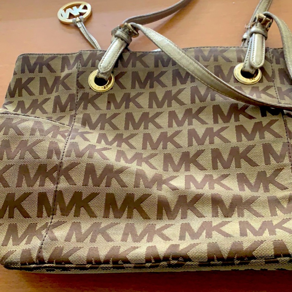Michael kors tote bag